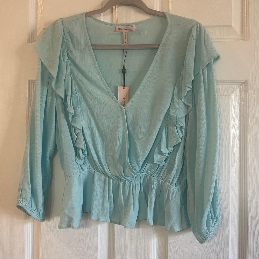 NWT BCBGENERATION RUFFLE RAYON BLOUSE LIGHT BLUE Sz medium